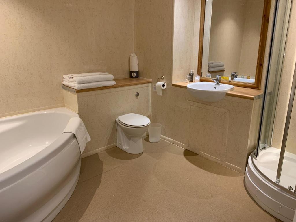 Zucchini Italian Kitchen & Rooms Труро Экстерьер фото